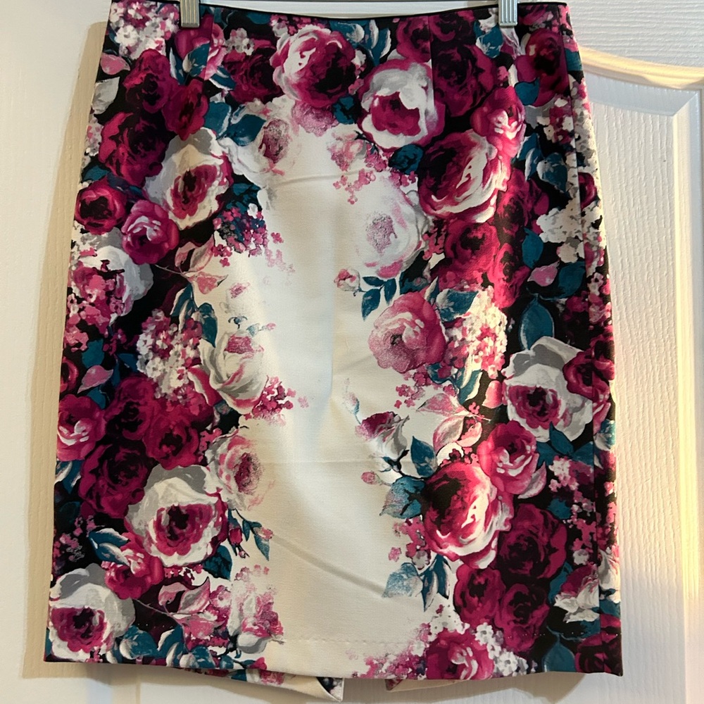 Floral print pencil skirt